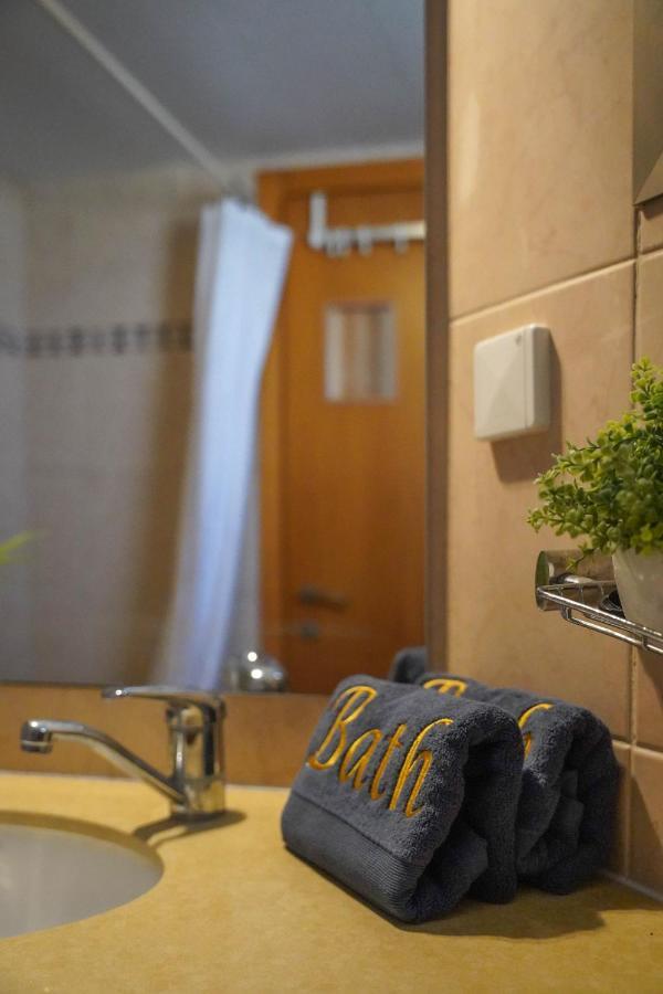 Two Bed Room Apartment 5 Min Walk To The Beach Эйлат Экстерьер фото