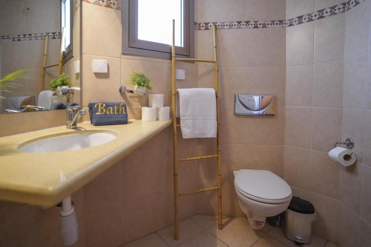 Two Bed Room Apartment 5 Min Walk To The Beach Эйлат Экстерьер фото